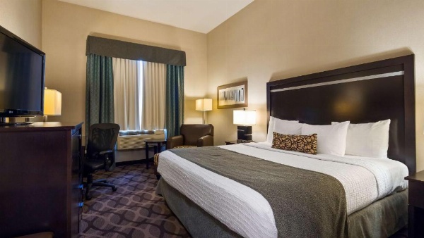 Best Western Plus Travel Hotel Toronto Airport image 10